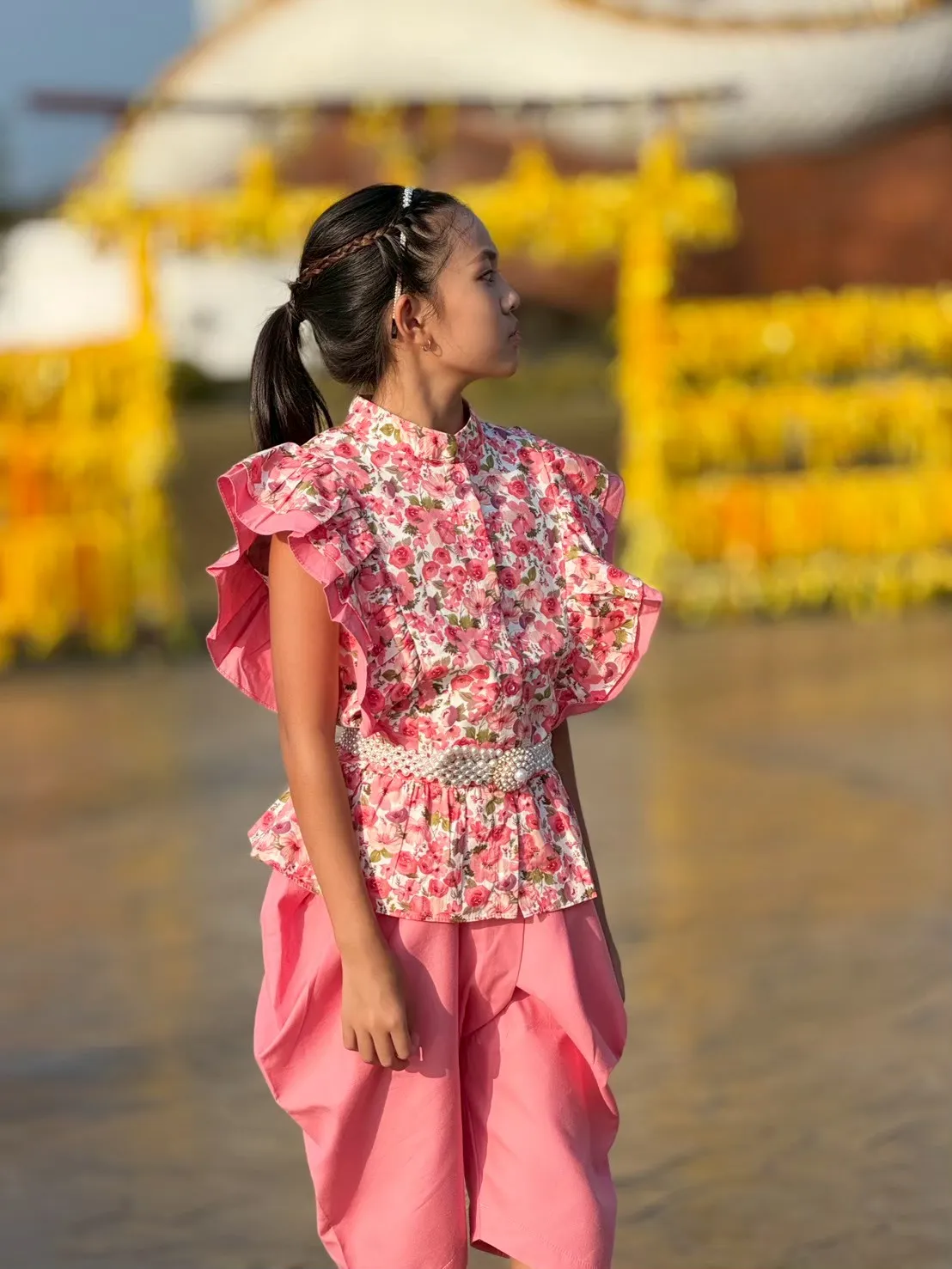 รุ่นมโนห์รา รูปที่ 2